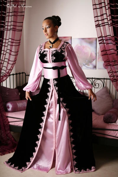 robe rose et noir